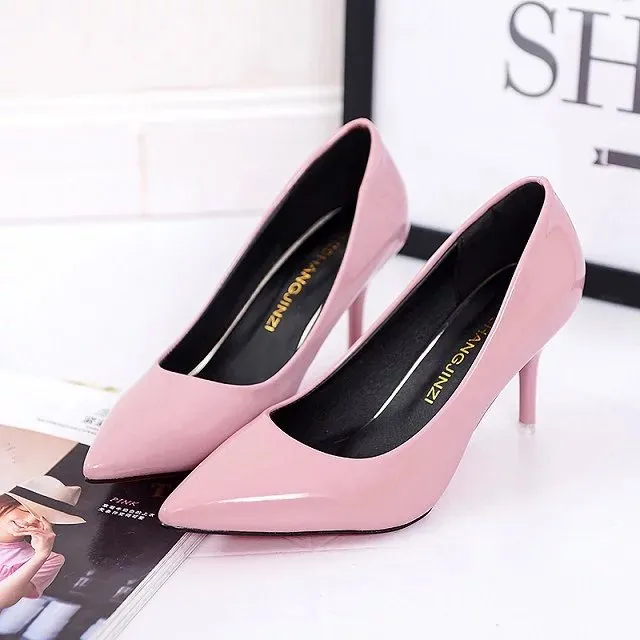 Hot Selling Frauen Schuhe Pointed Toe Pumps Lackleder Kleid Rot 8CM High Heels Bootsschuhe Shadow Wedding Schuhe Zapatos Mujer