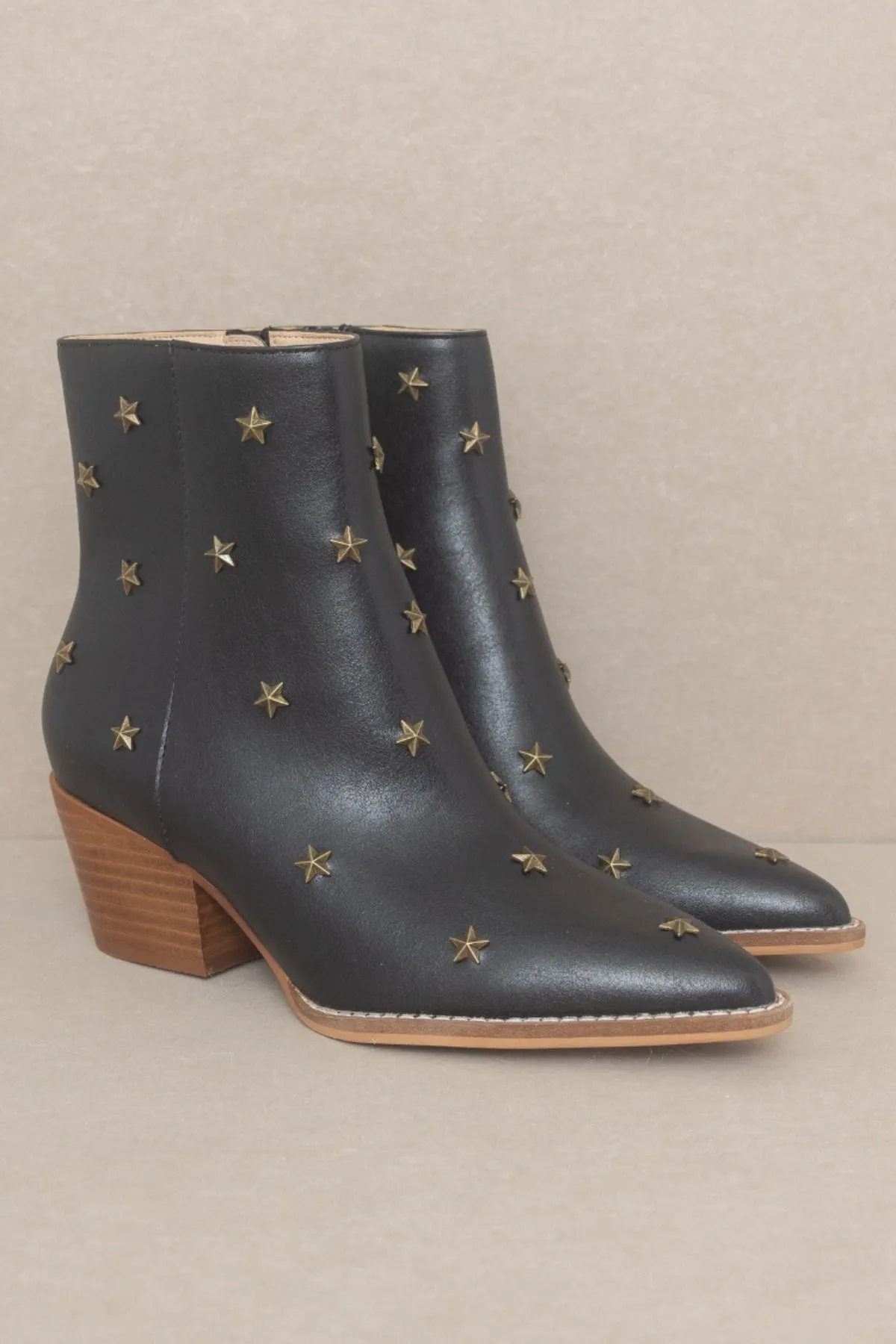 Star Studded Western Boots